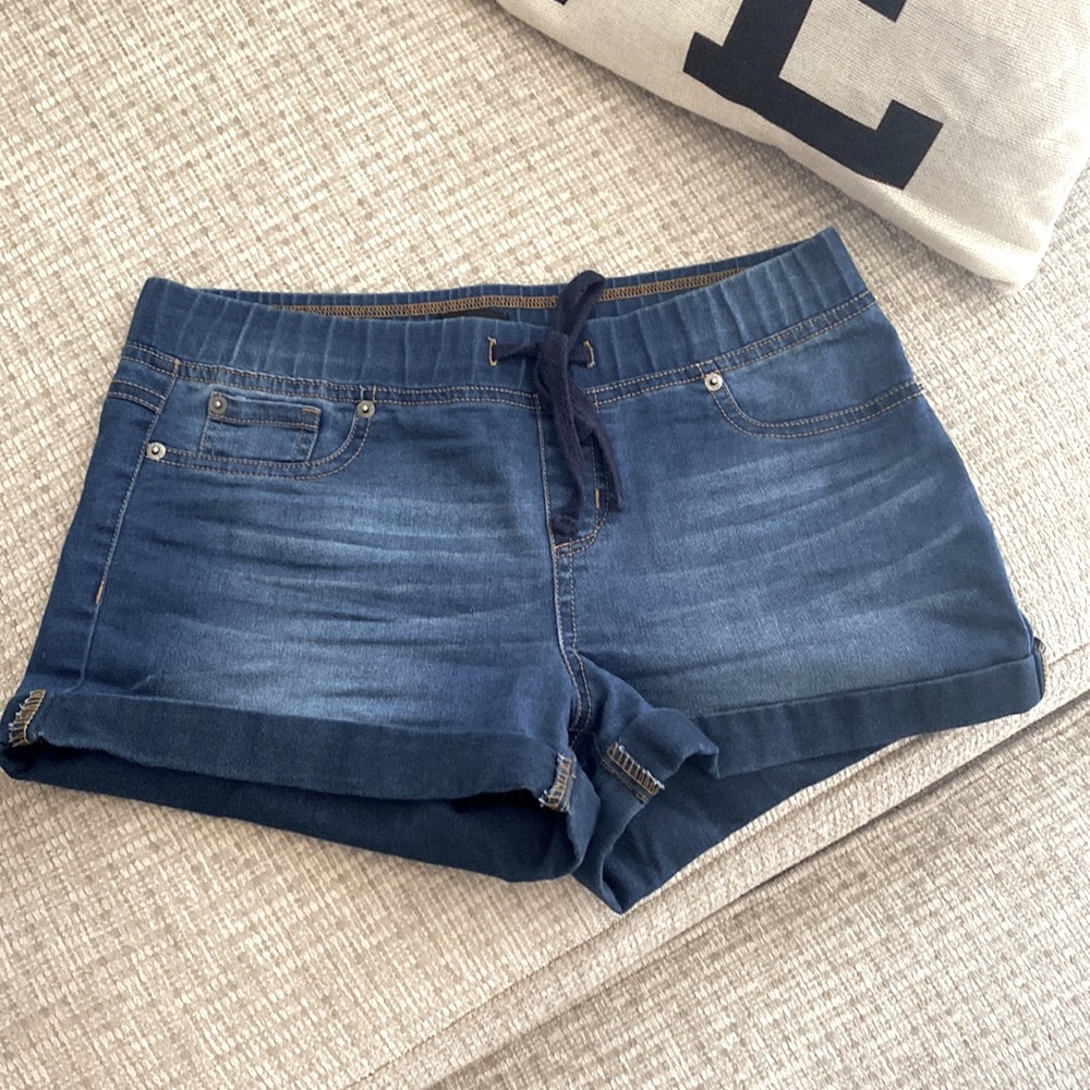 🔥🔥 (3/$20) 
Joe Boxer Woman’s Size Large Blue Jean Shorts w/ Tie String